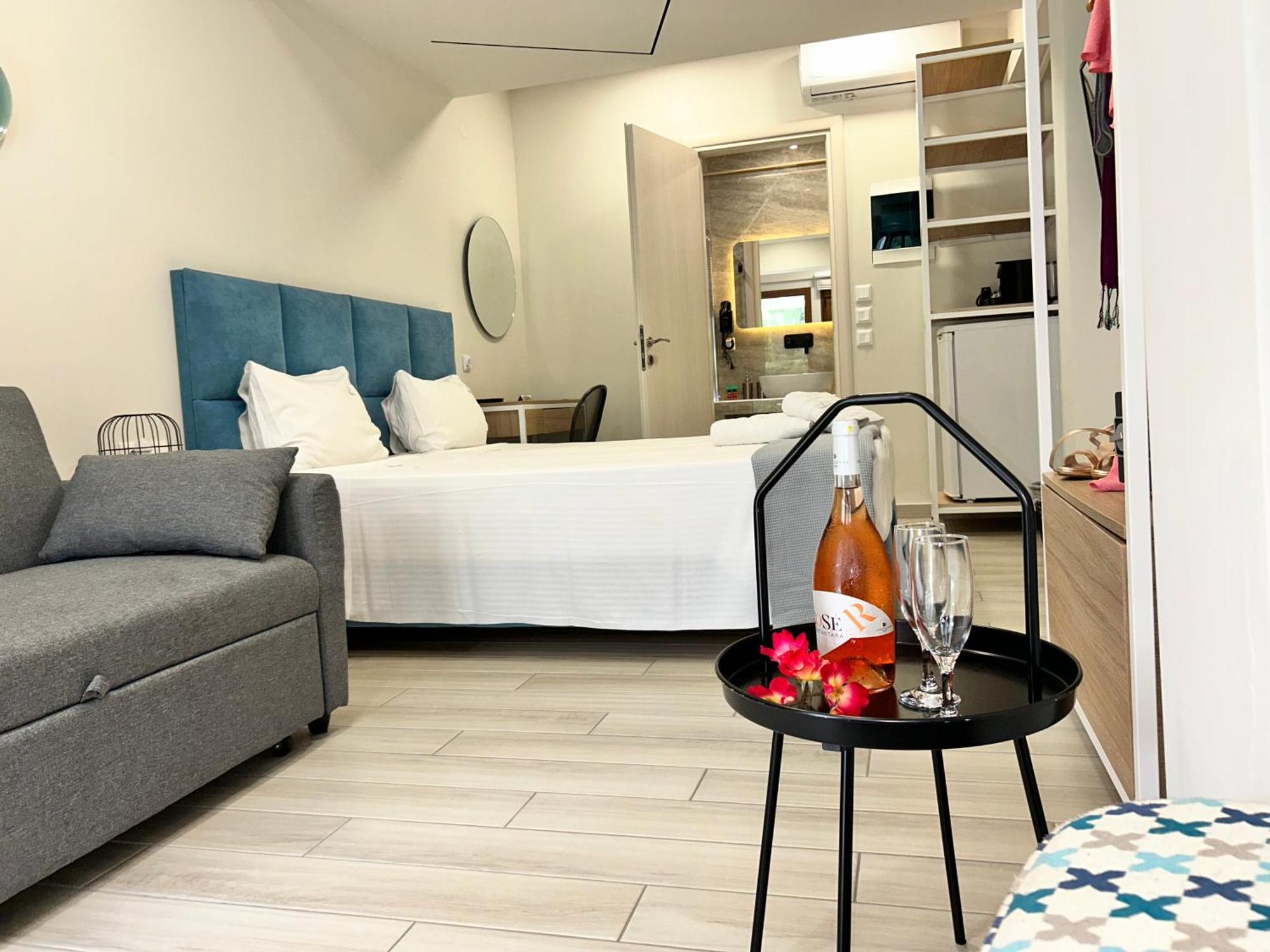 Porto Portes Suites Неа Потидея Екстериор снимка