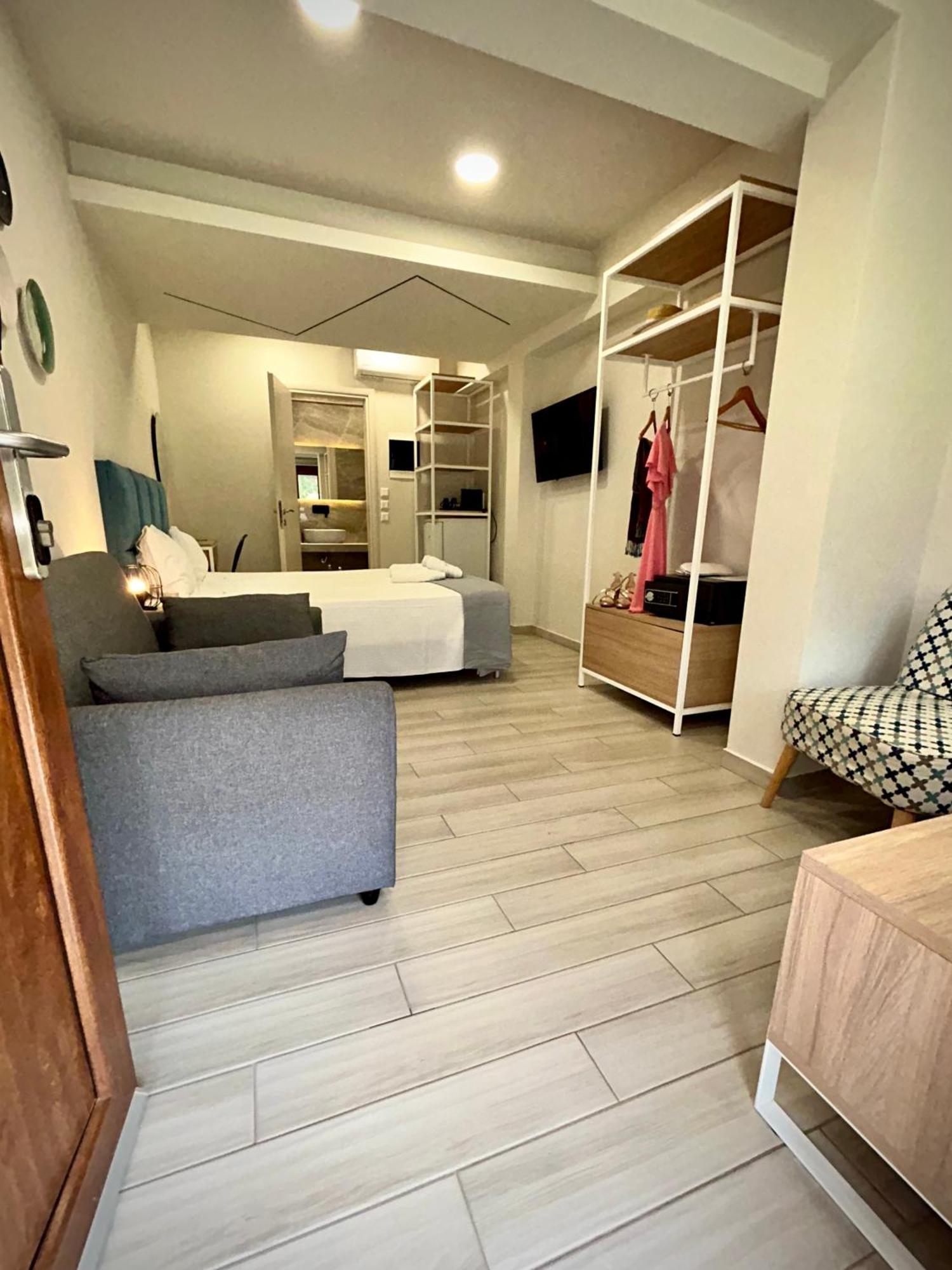 Porto Portes Suites Неа Потидея Екстериор снимка